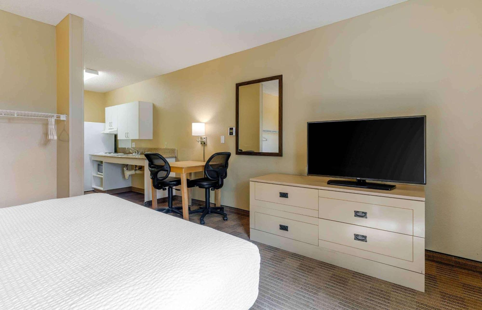 Extended Stay America Suites - Pleasant Hill - Buskirk Ave Exterior photo